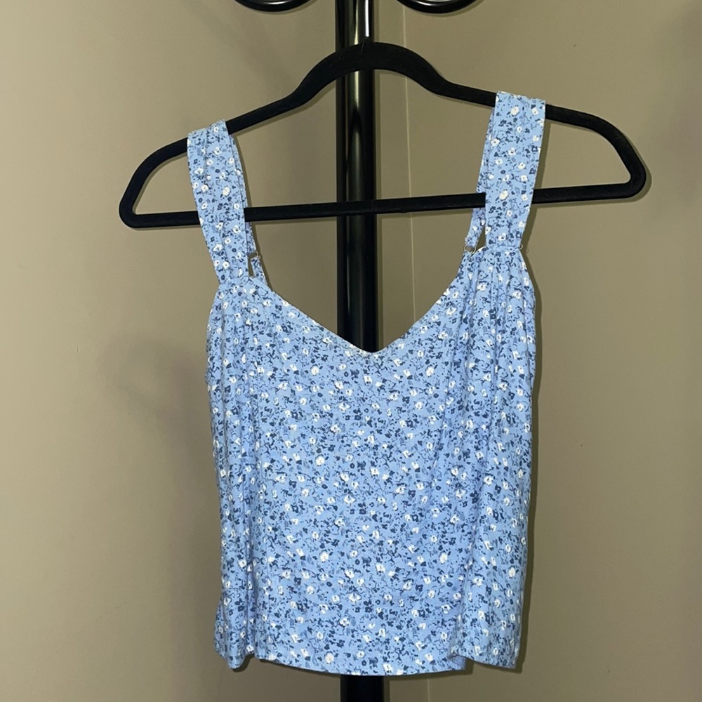A&F crop top